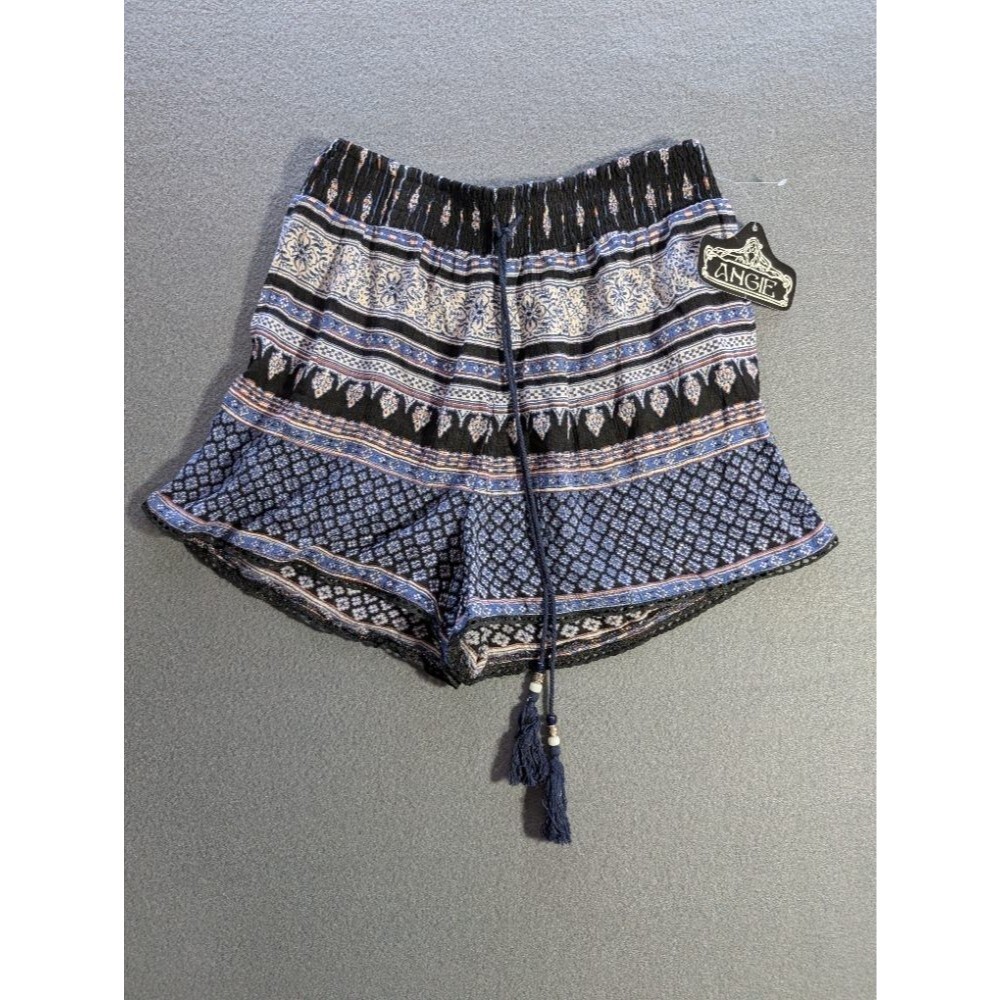 Angie Women's Printed Casual Pull-On Shorts Multi-Color Sz Medium NWT Boho